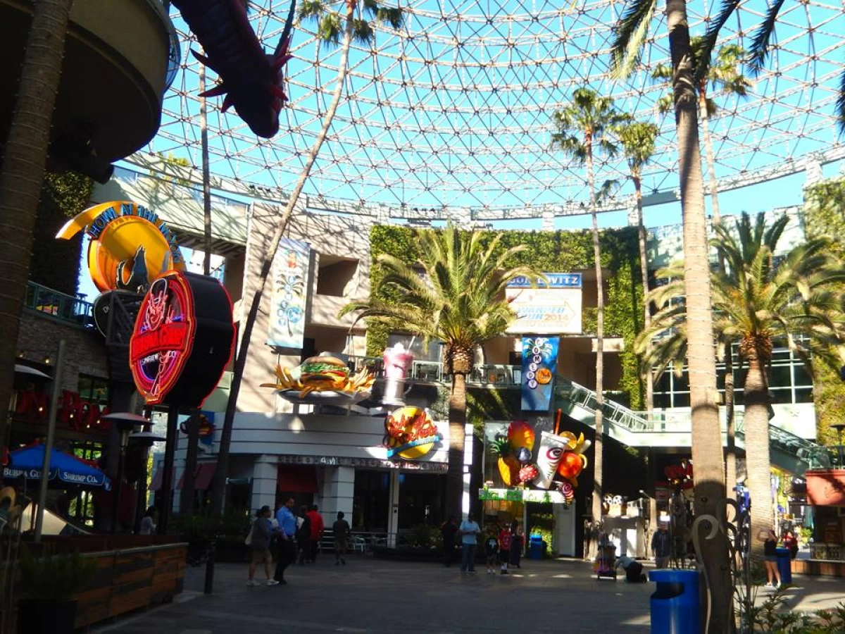 universal2