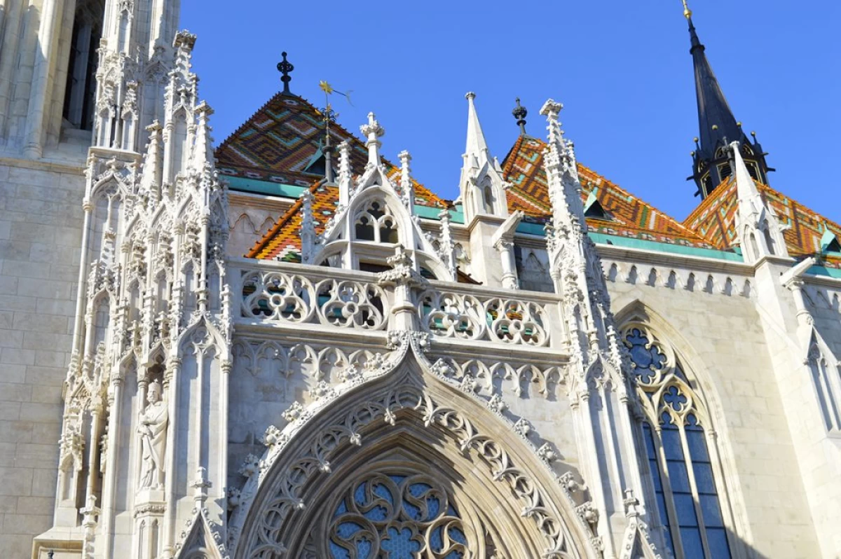 eglise-budapest-notre-dame-assomption-1024x681